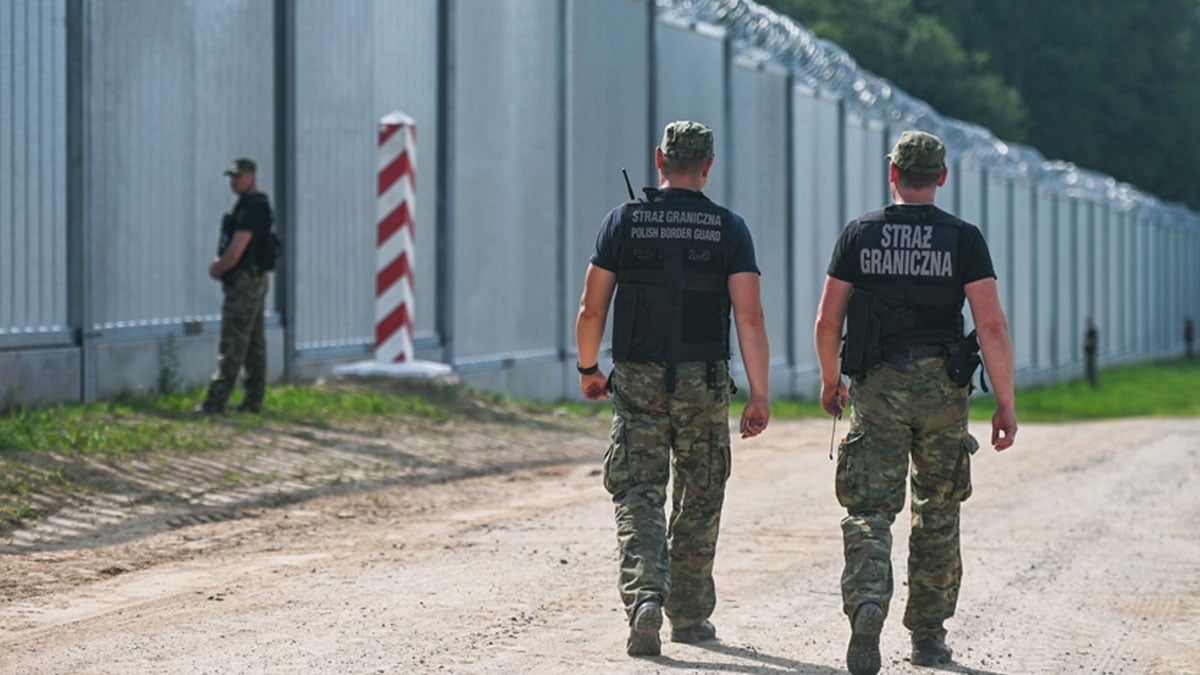 sinirlarini kapatan polonyadan yeni karar EGFy7IKf