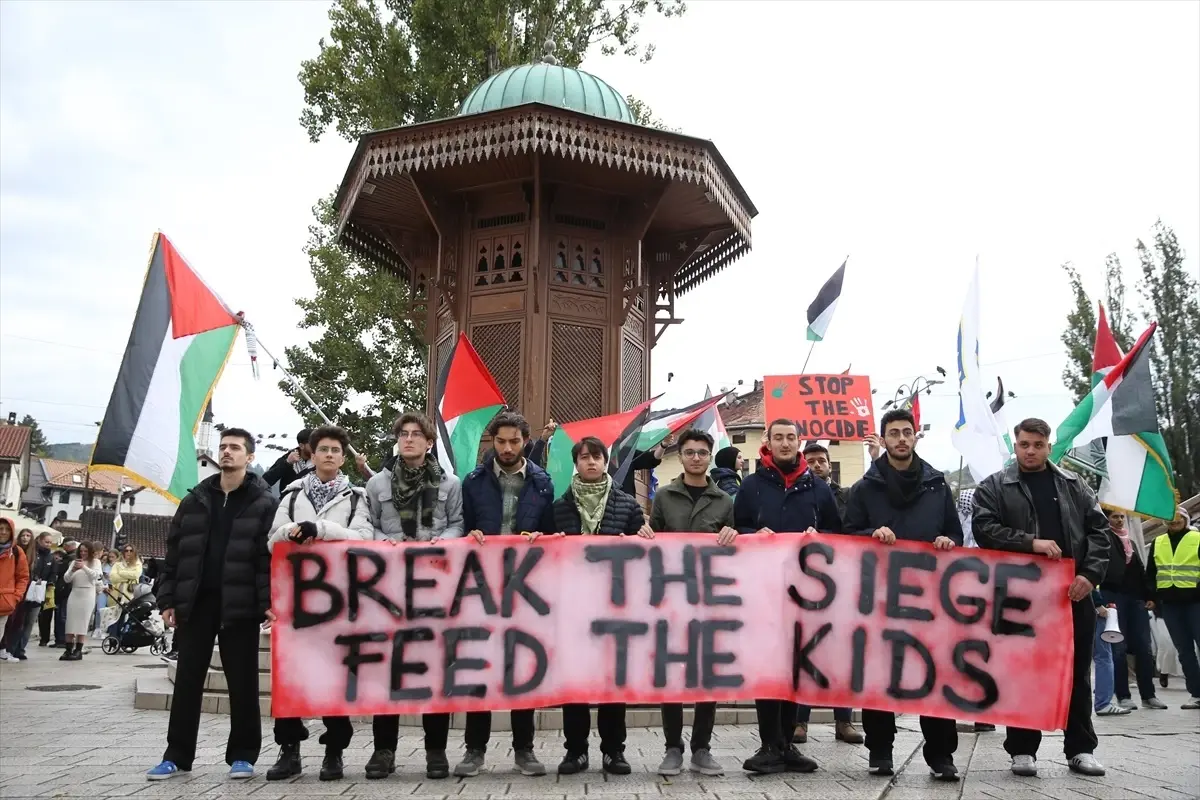 saraybosnada filistin icin destek yuruyusu zn9GBpZZ