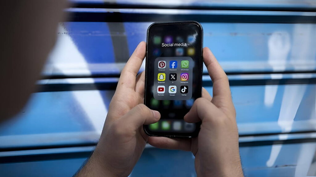 5-soruda-yeni-duzenleme-15-yas-altina-sosyal-yasagi-hakkinda-merak-edilenler-KkW53JsY