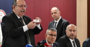 partilerin-pusula-sirasi-belirlendi-7-haziranda-ara-secime-katilacaklar-BDh8O8AU