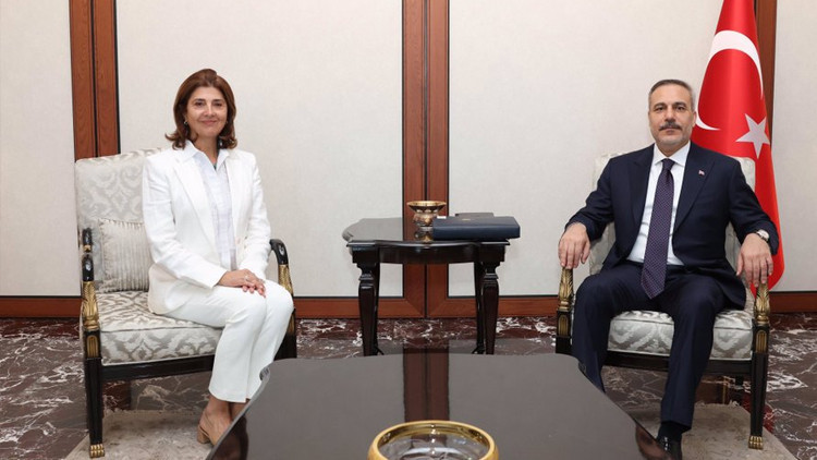 Dışişleri Bakanı Hakan Fidan, BM Genel Sekreteri’nin Kıbrıs Temsilcisi Cuellar ile görüştü