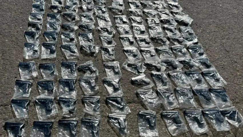 Tuzlada durdurulan otobusten cephanelik cikti 120 silah ele gecirildi JaaHjEfr